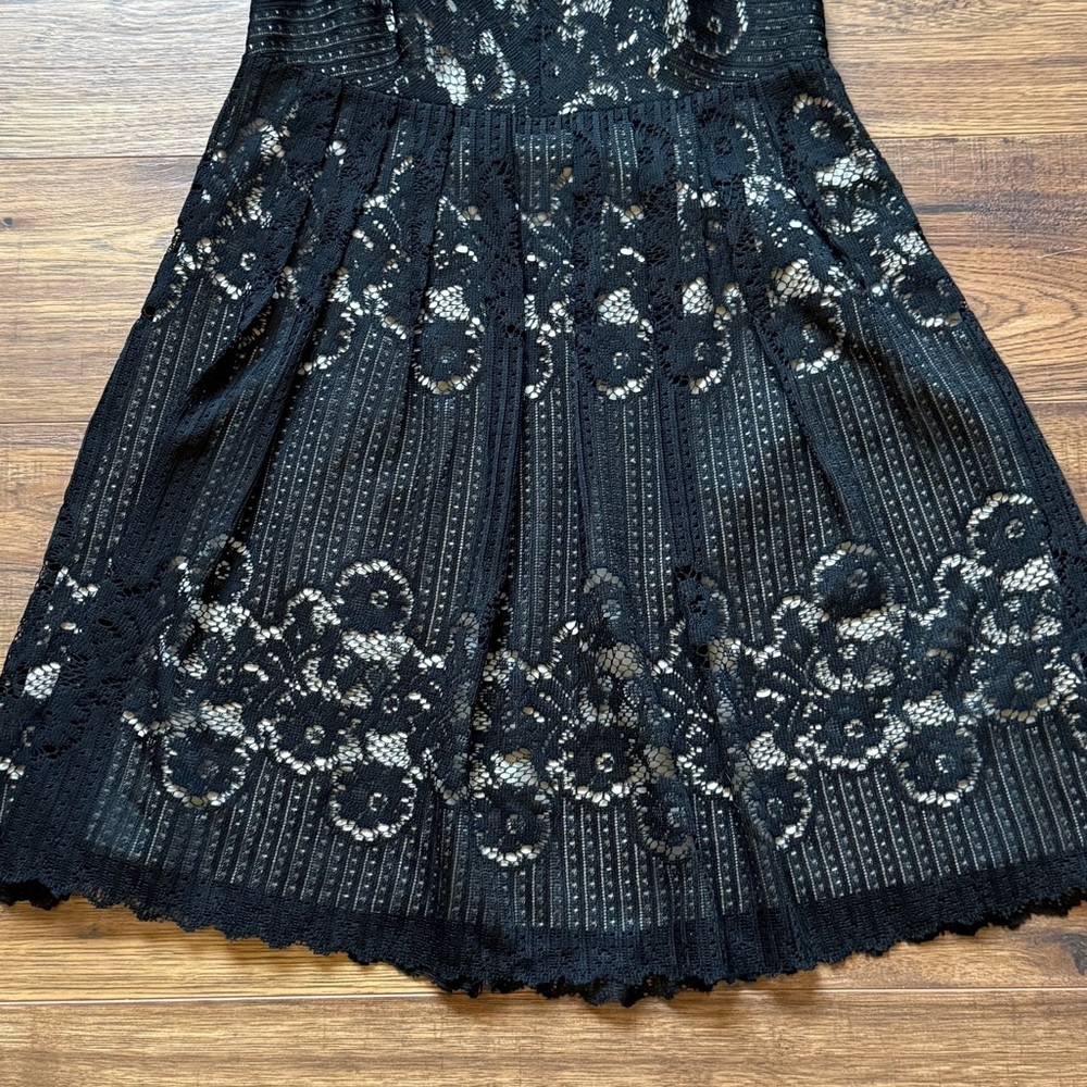 Free People “Rocco” Babydoll Black Lace Mini Dress Size 2 - Picture 5 of 13